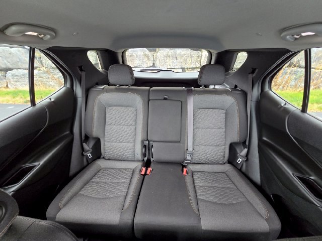 Used 2018 Chevrolet Equinox LT FWD image 14