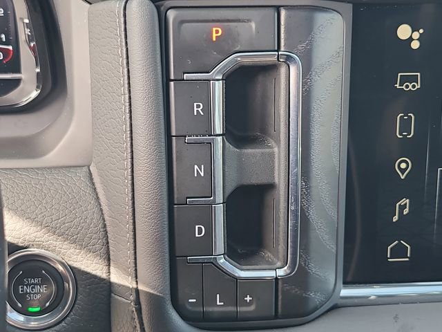 Used 2023 GMC Yukon XL Denali w/ Denali Reserve Package image 34