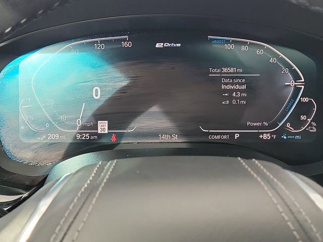 Used 2020 BMW 530e xDrive w/ Premium Package image 26