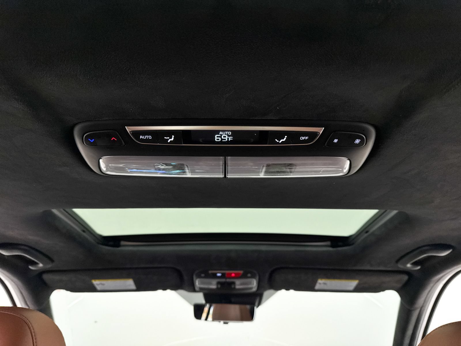 Certified 2024 Kia Telluride SX Prestige X-Pro AWD/4WD image 34