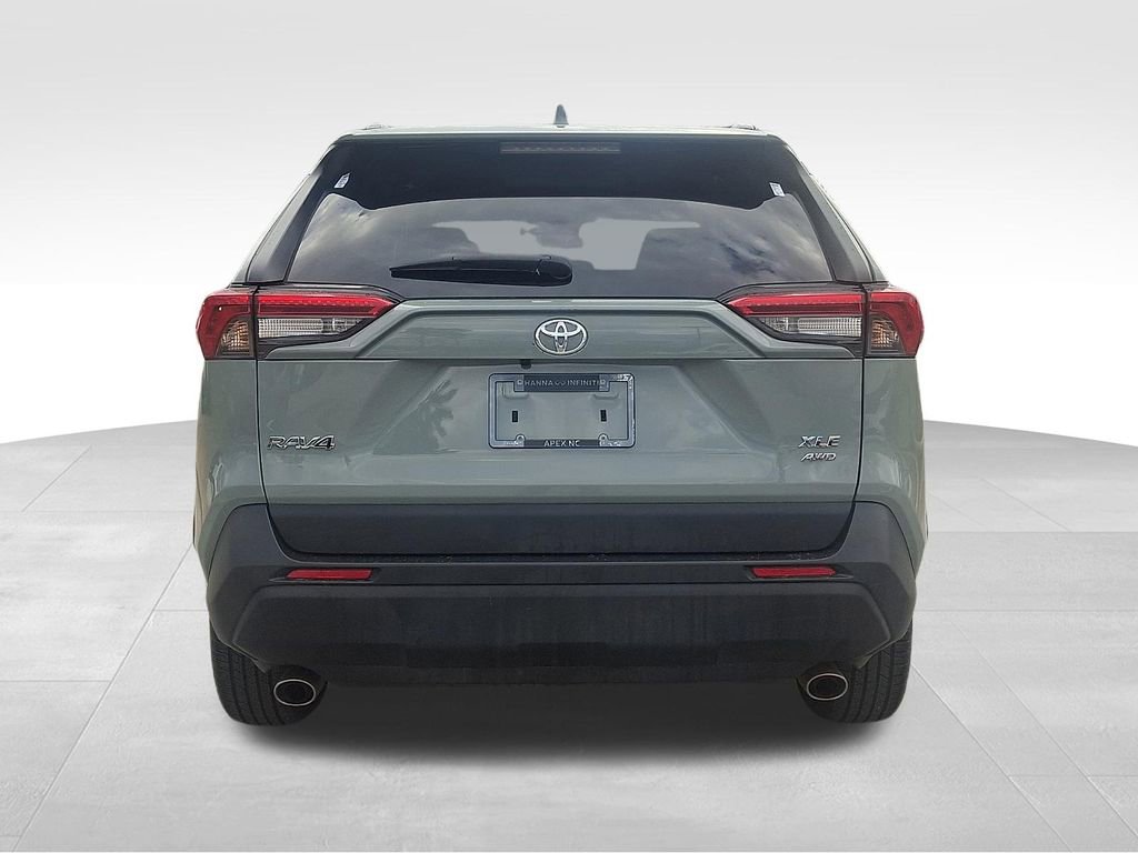 Used 2021 Toyota RAV4 XLE image 5