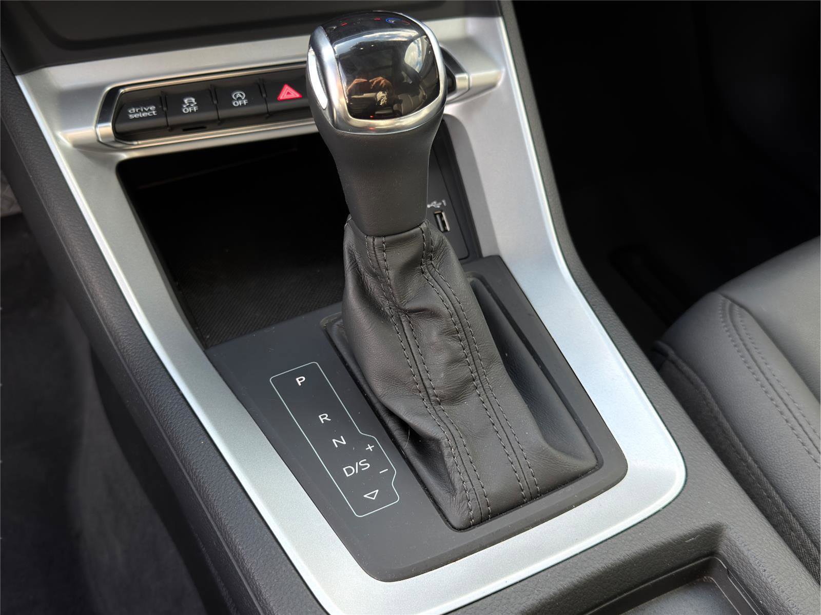 Used 2021 Audi Q3 2.0T Premium image 16