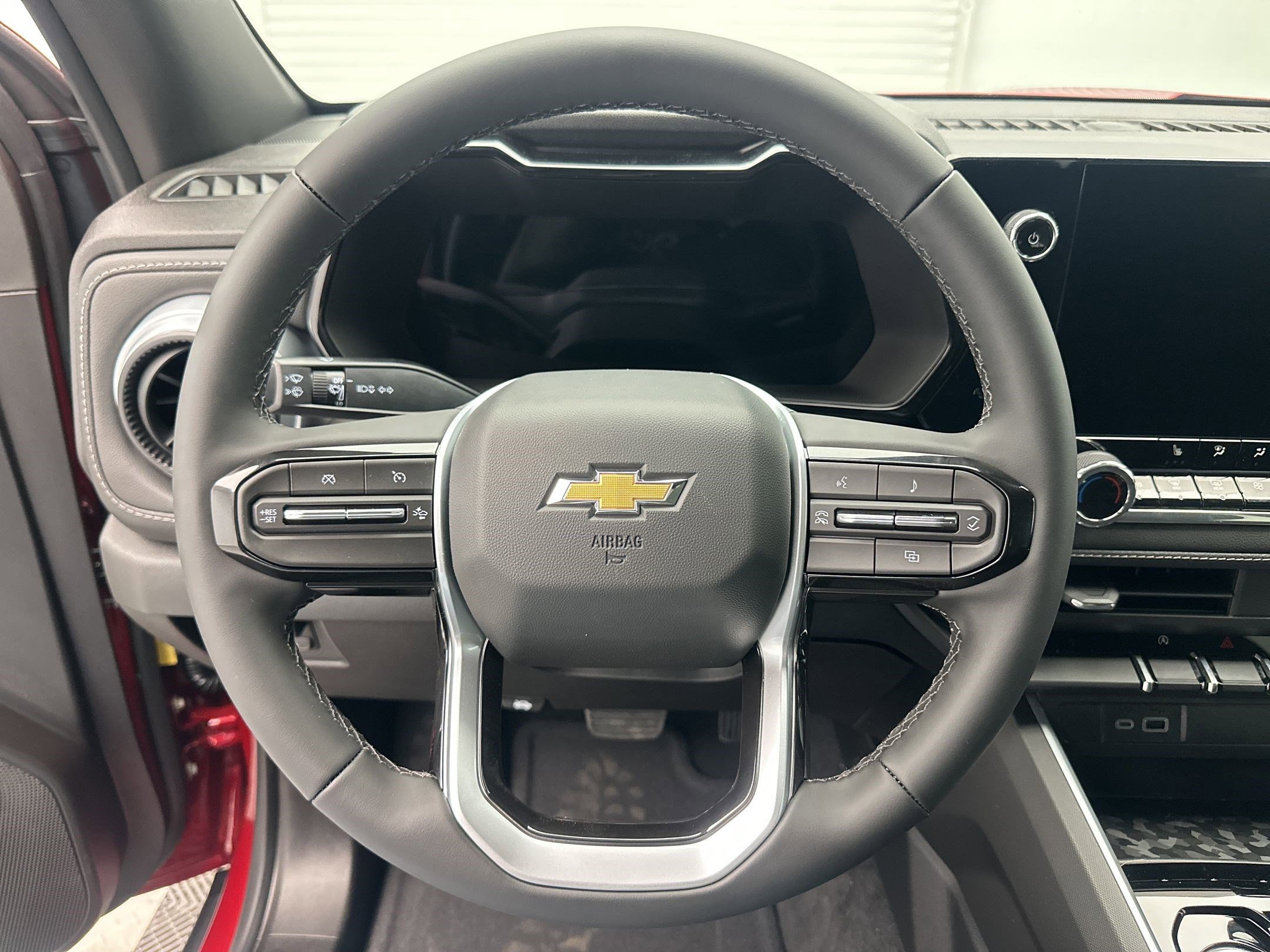 New 2026 Chevrolet Colorado LT image 16