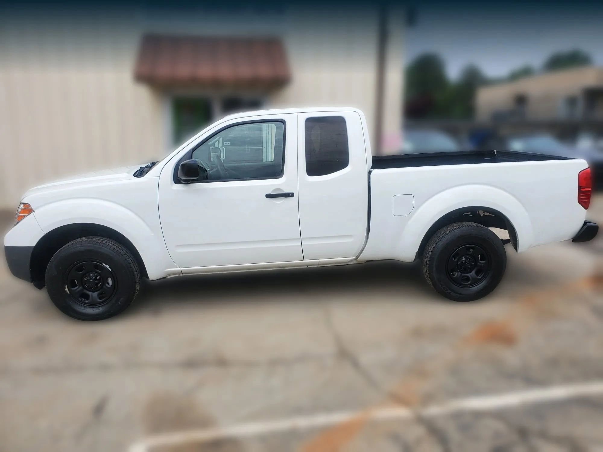 Used 2019 Nissan Frontier S RWD image 7