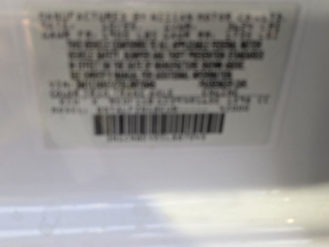 New 2025 Nissan Versa SV w/ Trunk Package FWD image 16