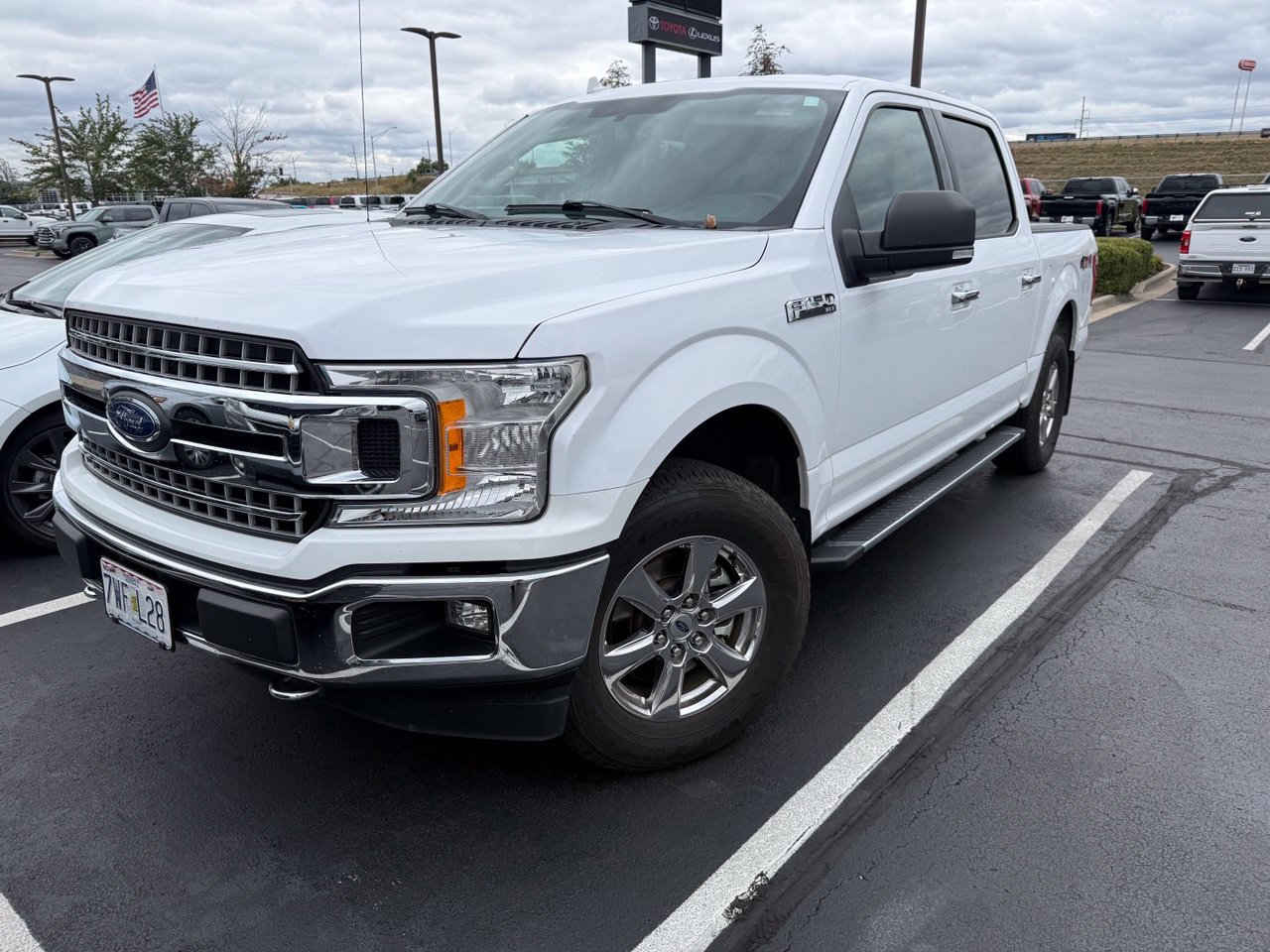 Used 2018 Ford F150 XLT w/ Equipment Group 302A Luxury AWD/4WD image 3