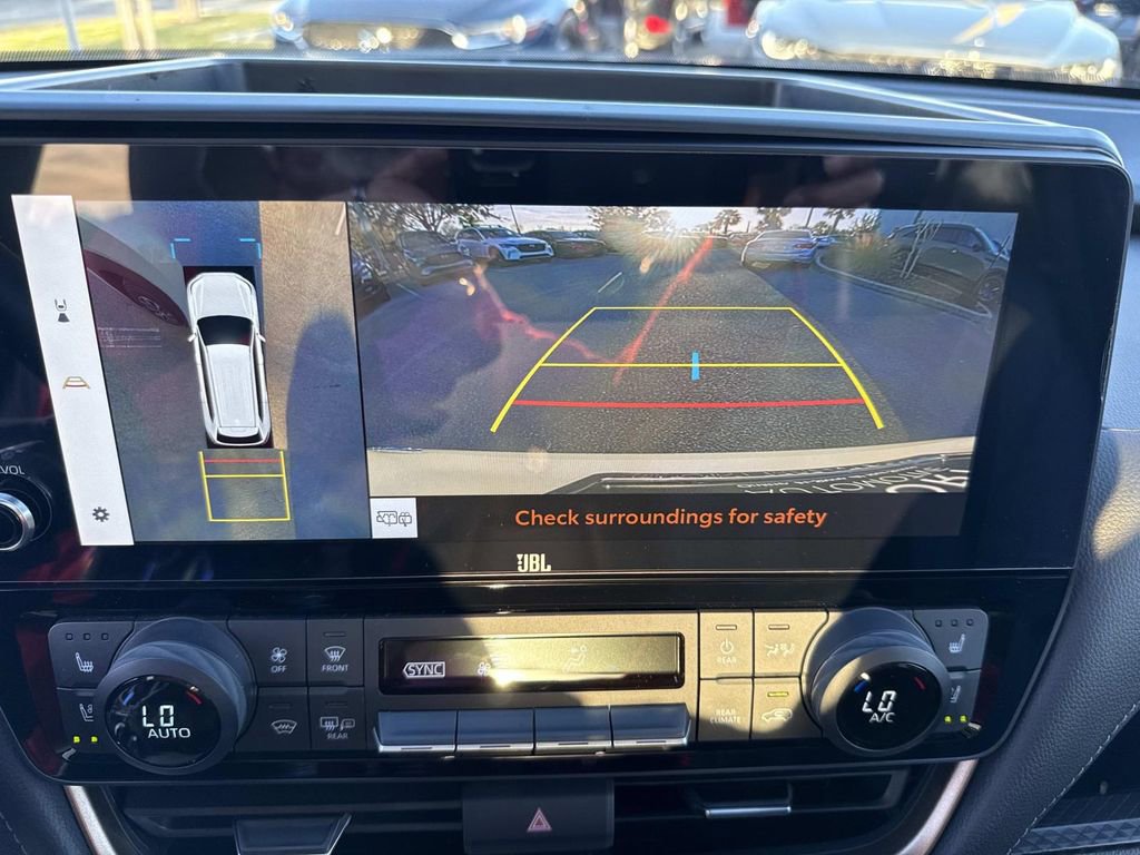 Used 2024 Toyota Grand Highlander AWD Hybrid image 33