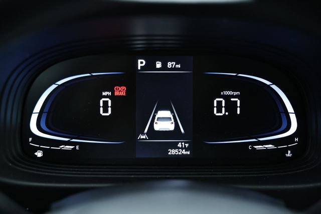 Used 2024 Hyundai Venue SEL image 33