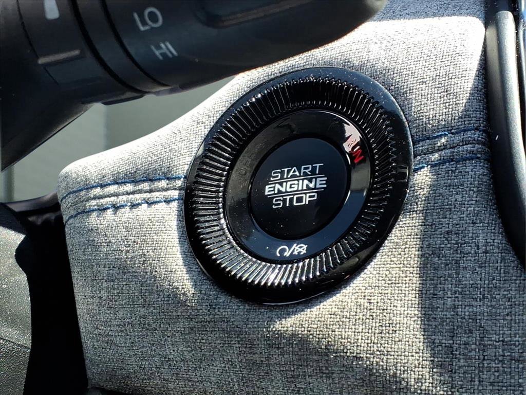 Used 2024 Jeep Compass Latitude image 24