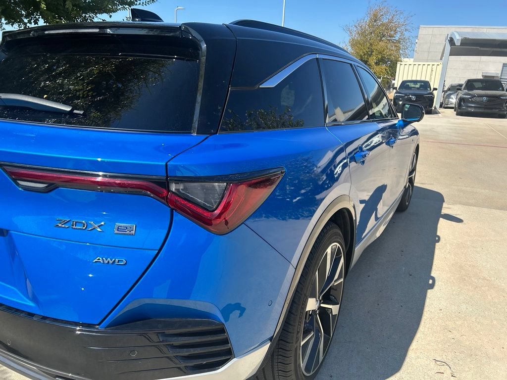 Used 2024 Acura ZDX Type S AWD/4WD image 10