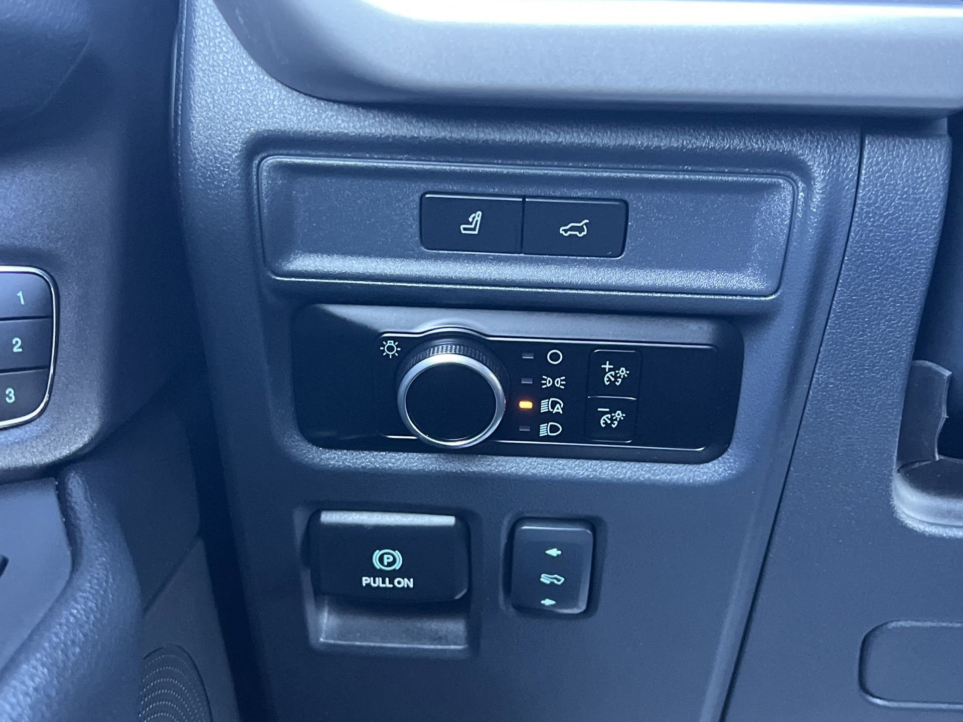 Certified 2024 Ford Expedition Max XLT image 15