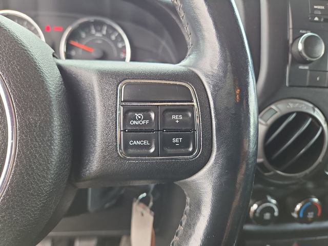 Used 2012 Jeep Wrangler Sport AWD/4WD image 17