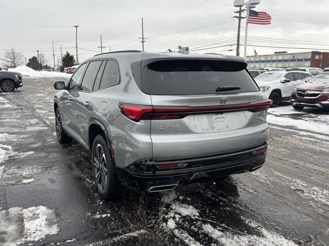 Used 2025 Buick Enclave Sport Touring w/ Power Package image 7