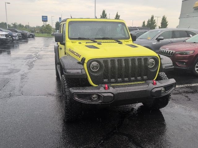 Used 2023 Jeep Wrangler Unlimited Rubicon w/ Cold Weather Group AWD/4WD image 12