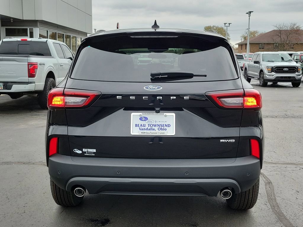 New 2026 Ford Escape ST-Line w/ Tech Pack #1 image 5