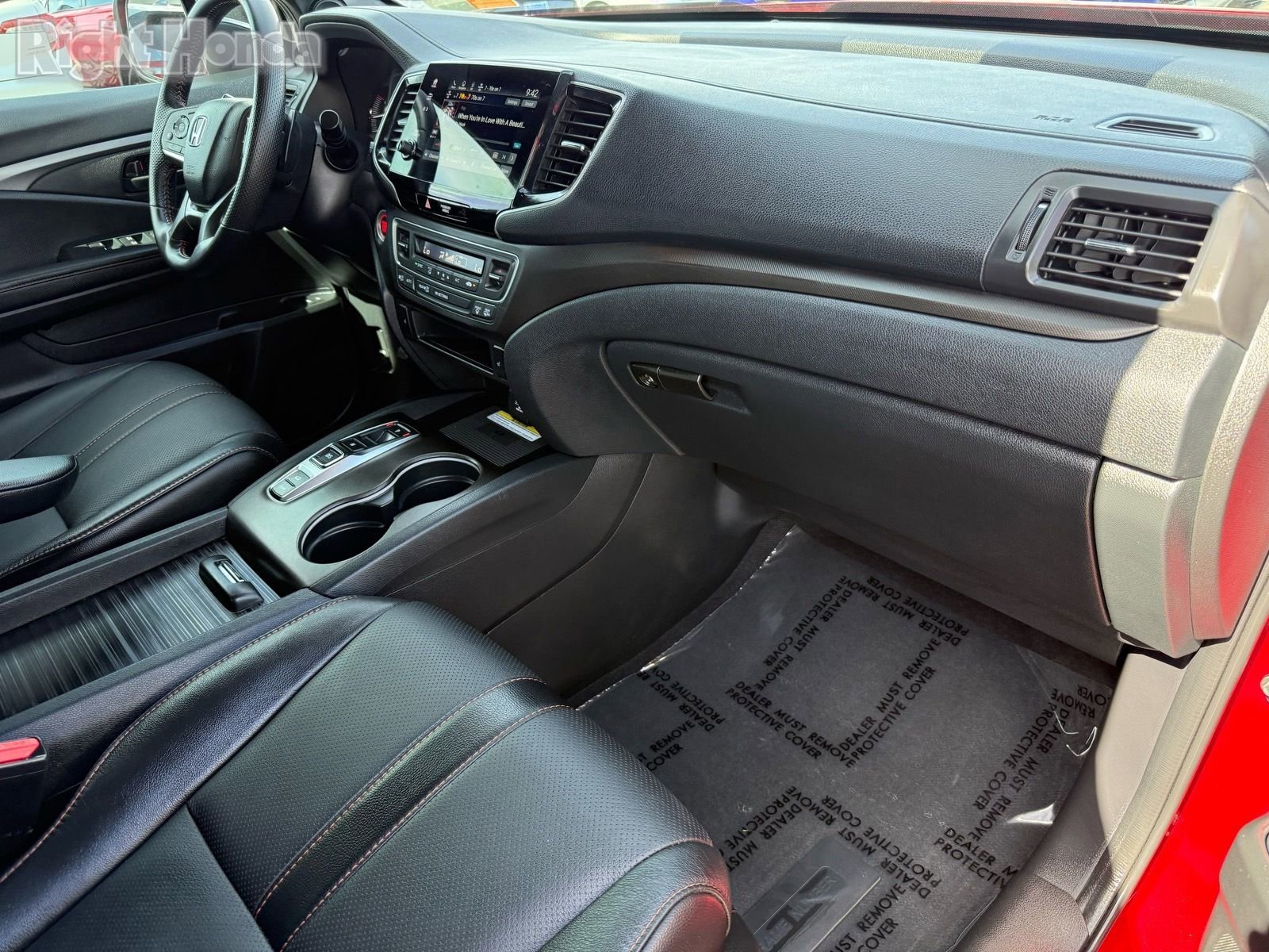 Certified 2023 Honda Passport TrailSport image 30