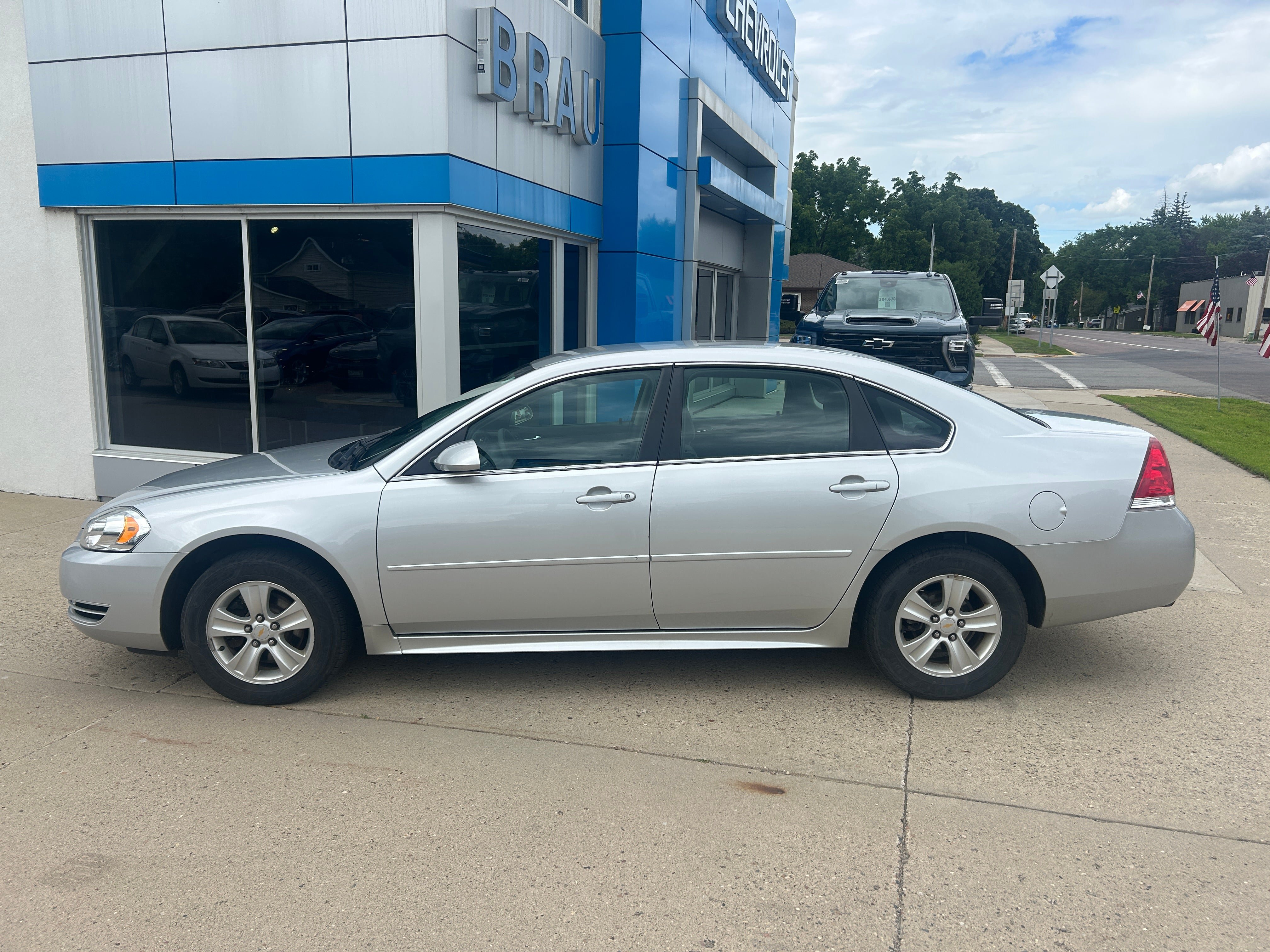 Used 2016 Chevrolet Impala Limited LS FWD image 1