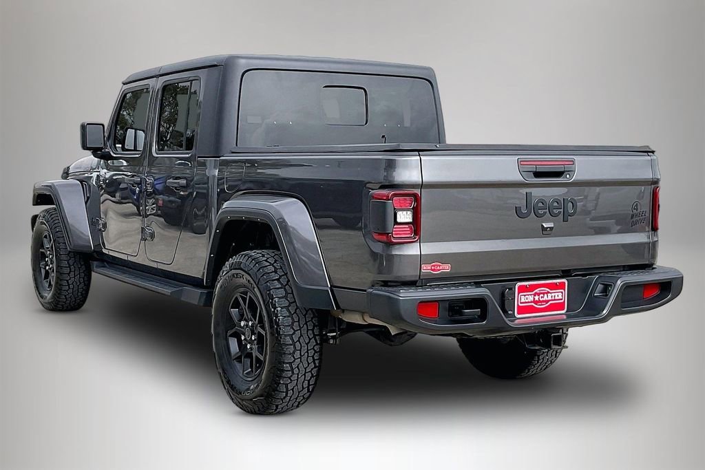 Used 2024 Jeep Gladiator Willys image 4