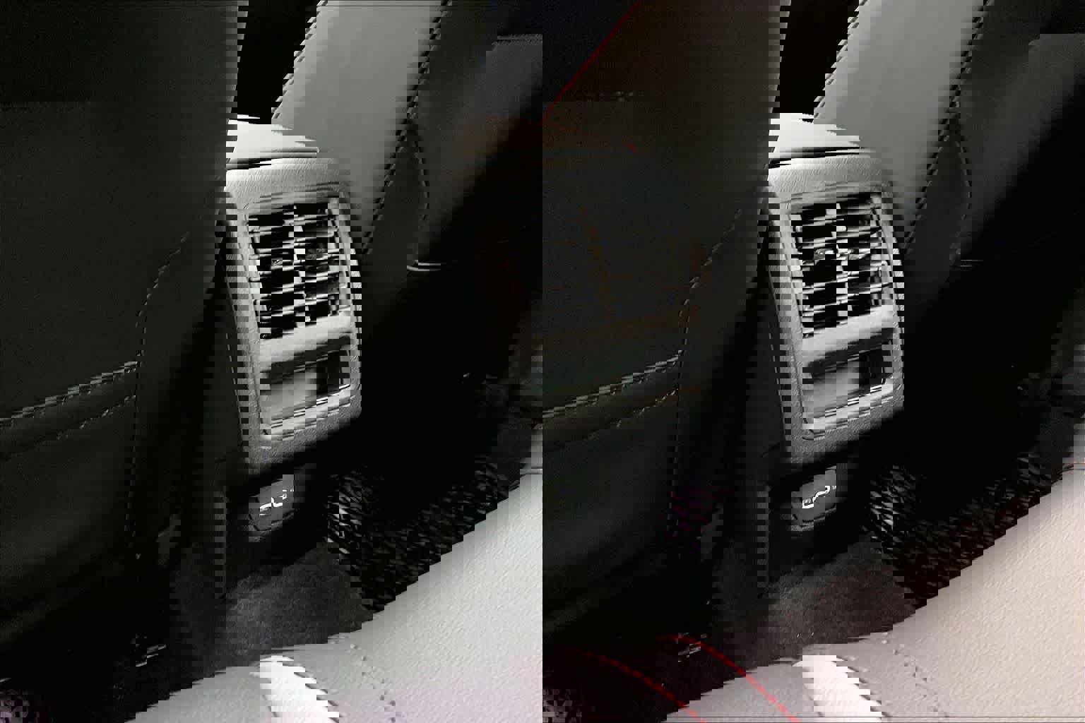 Used 2024 Volkswagen GTI SE image 37