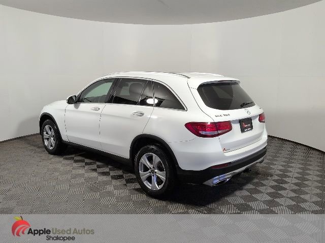 Used 2018 Mercedes-Benz GLC 300 4MATIC image 4