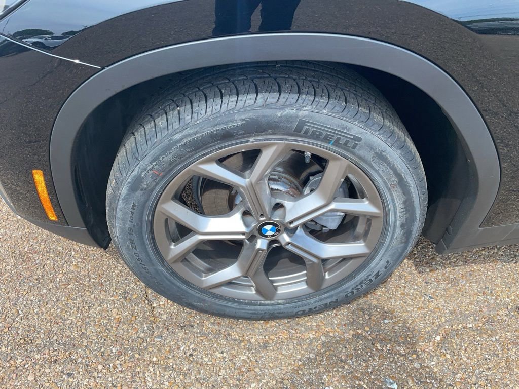 Used 2023 BMW X3 sDrive30i w/ Premium Package w/ZPA image 2