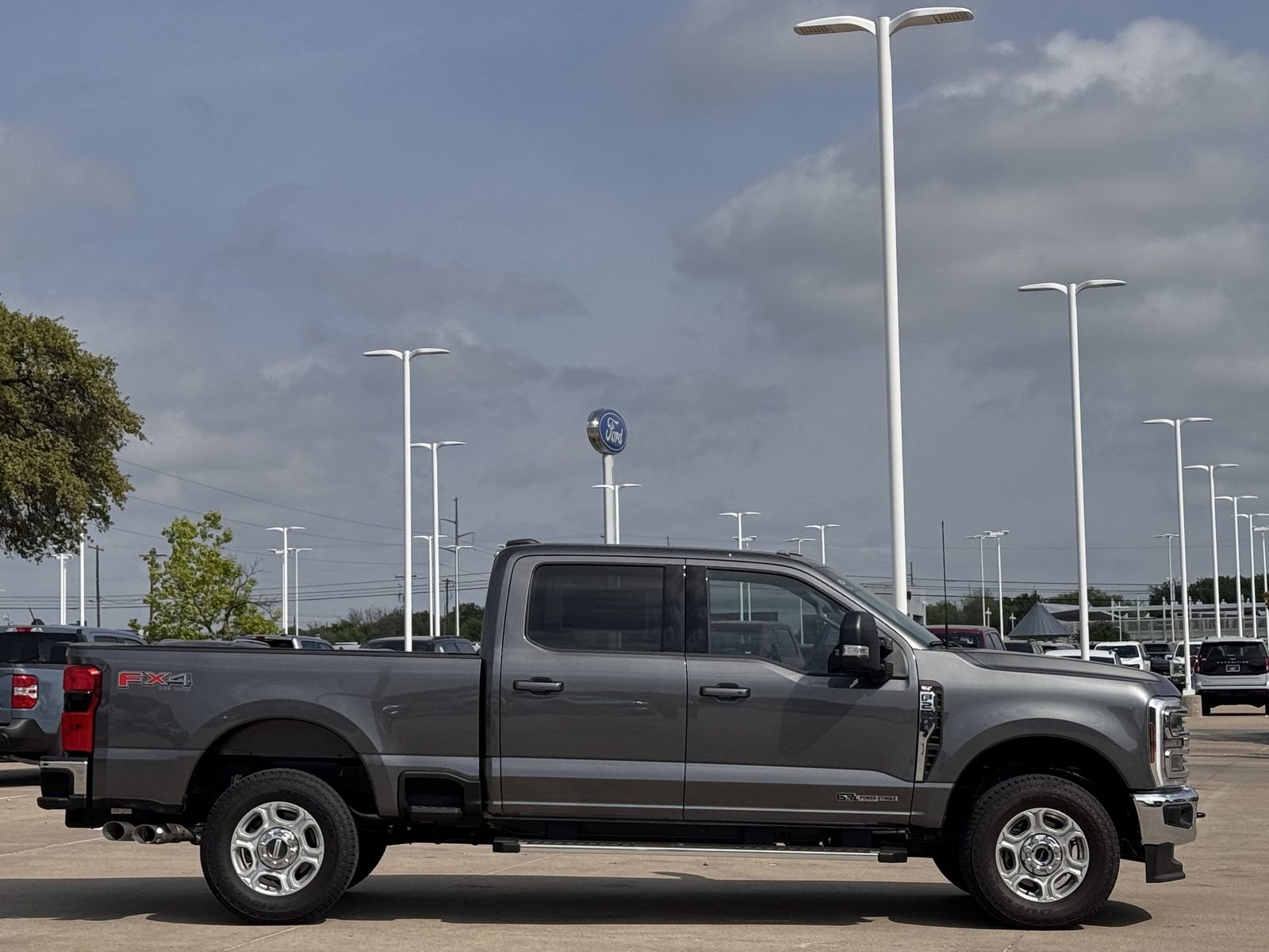 New 2026 Ford F250 XLT w/ XLT Premium Package image 3