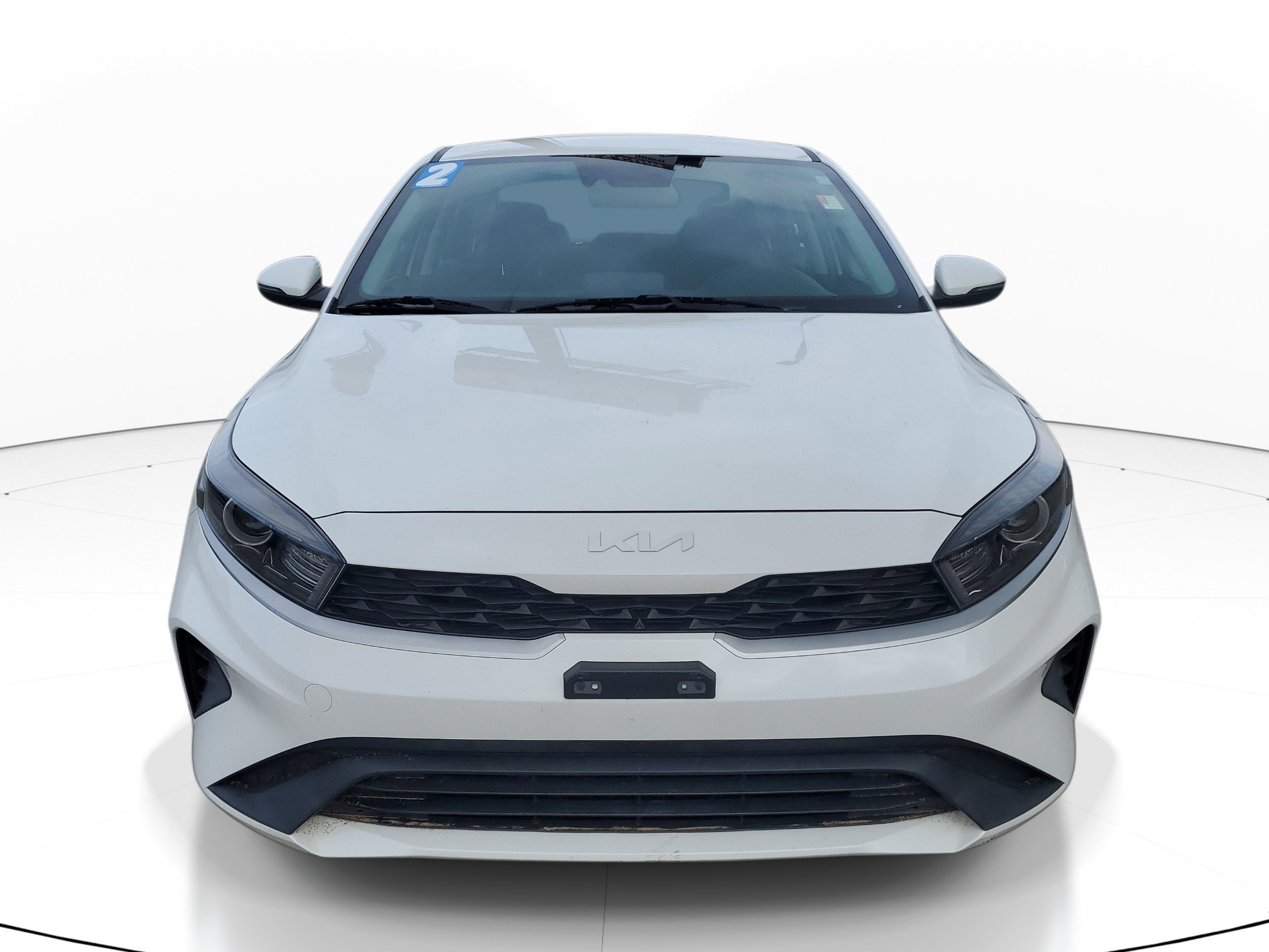 Certified 2022 Kia Forte LXS w/ LXS Technology Package FWD image 2
