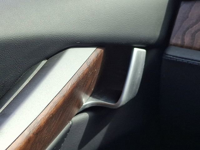 Used 2020 Tesla Model X Long Range image 25