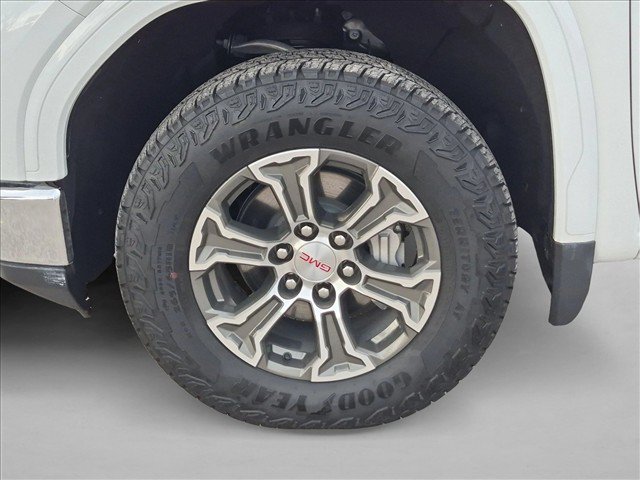 Used 2025 GMC Sierra 1500 SLE AWD/4WD image 24