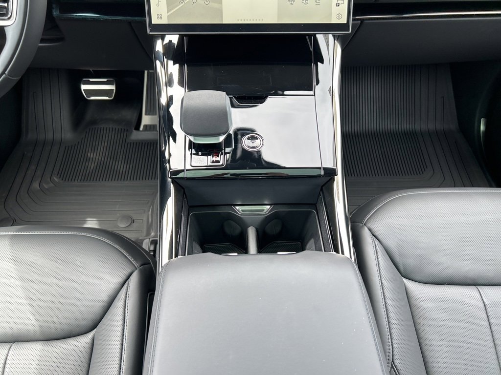 New 2025 Land Rover Range Rover Sport Dynamic SE image 23