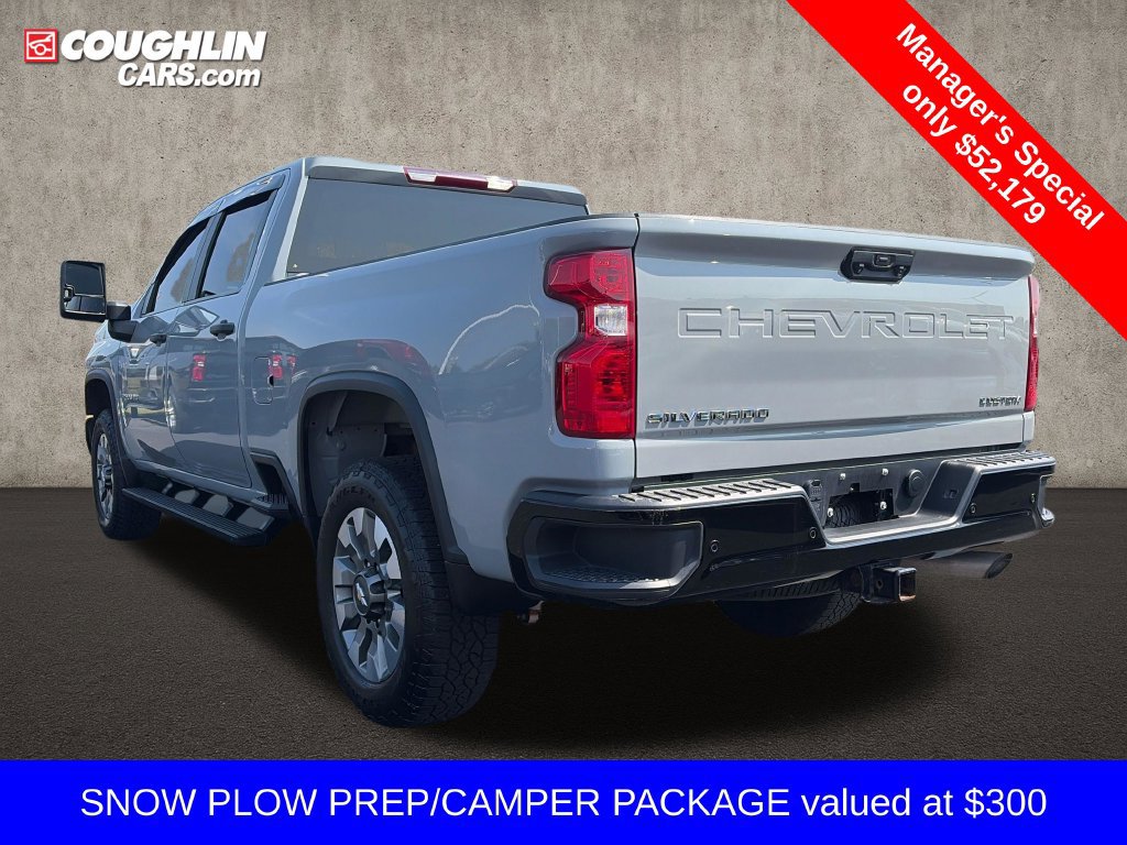 Used 2025 Chevrolet Silverado 2500 Custom w/ Custom Value Package AWD/4WD image 6