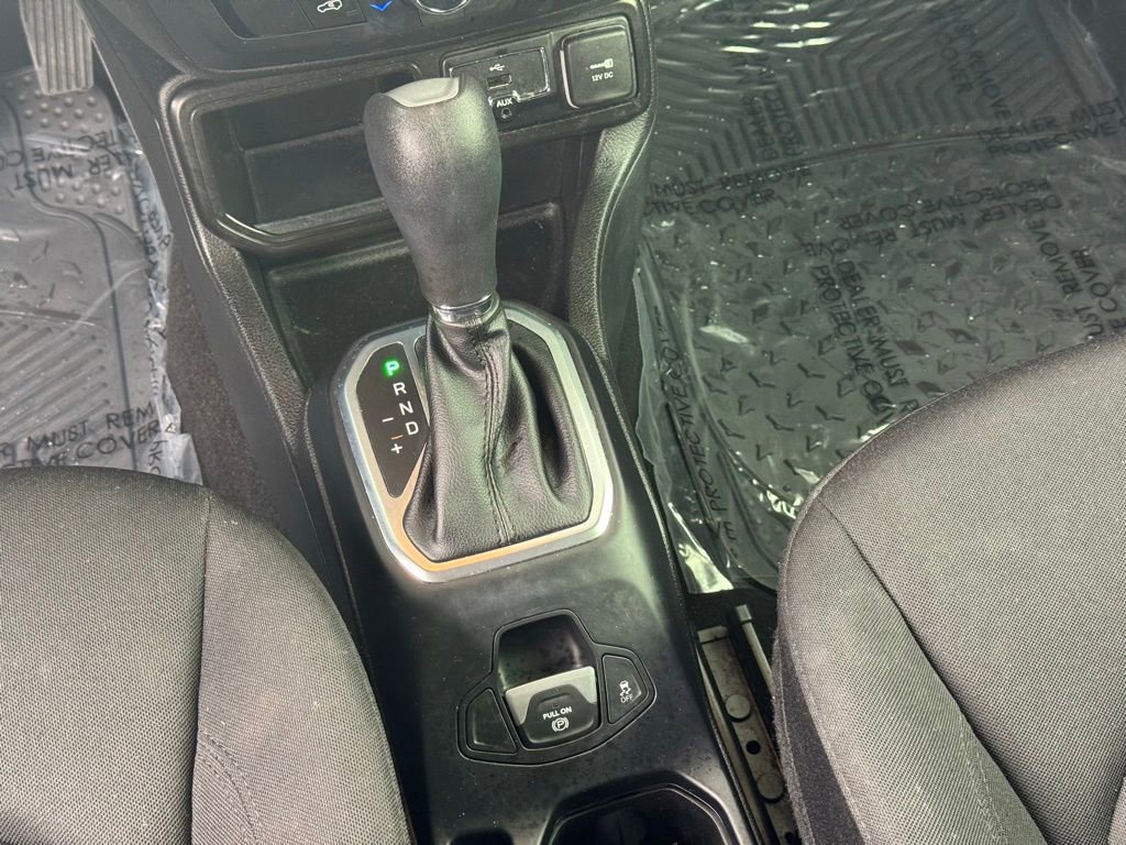 Used 2019 Jeep Renegade Latitude image 17