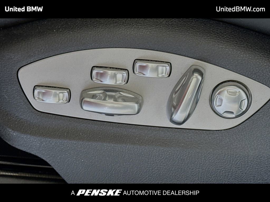 Used 2023 Porsche Macan GTS image 4