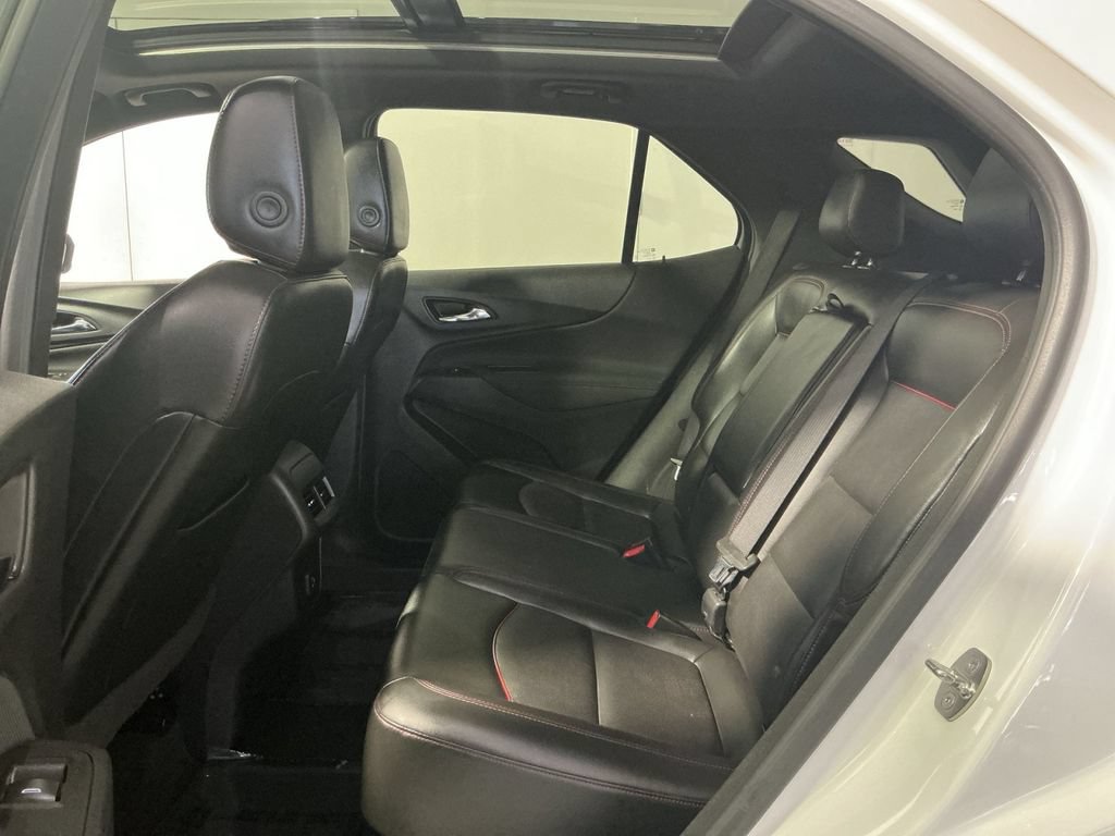 Used 2023 Chevrolet Equinox RS w/ RS Leather Package FWD image 25