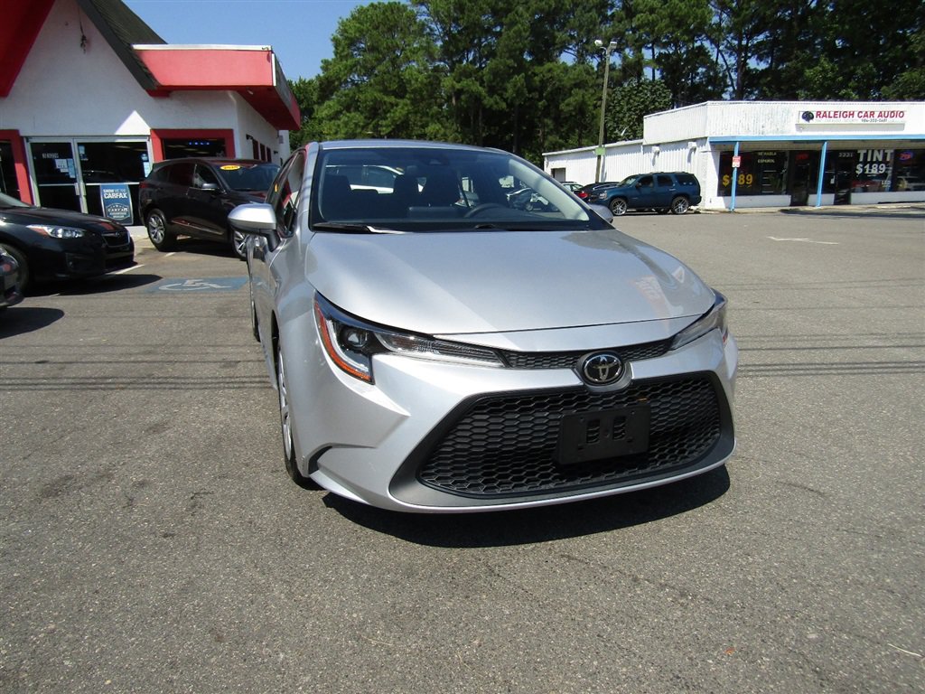 Used 2022 Toyota Corolla LE w/ Carpet Mat Package (TMS) FWD image 10