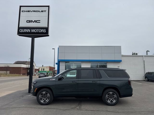 New 2026 Chevrolet Suburban Z71 w/ Z71 Off-Road Package image 2