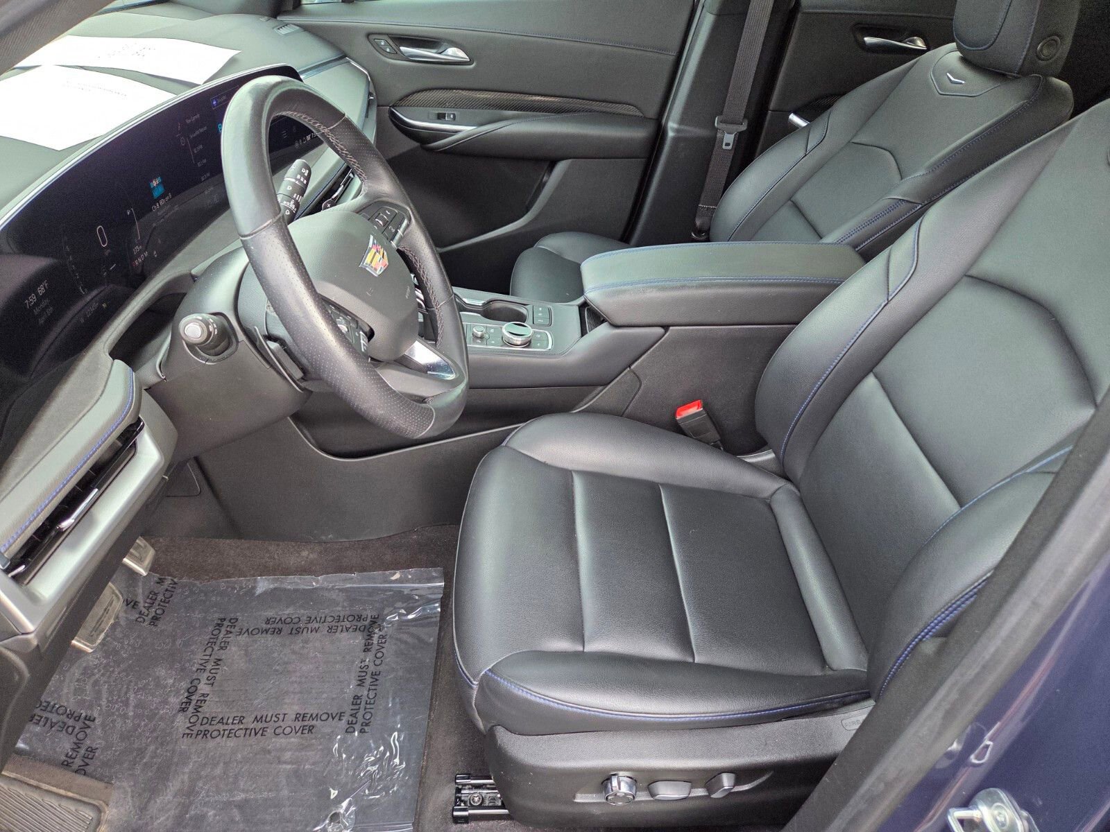 Used 2024 Cadillac XT4 Sport w/ Cold Weather Package image 10