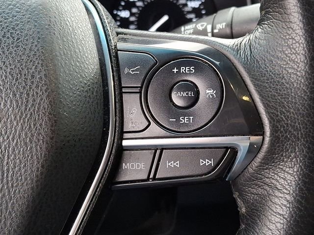 Used 2022 Toyota Avalon XLE image 22