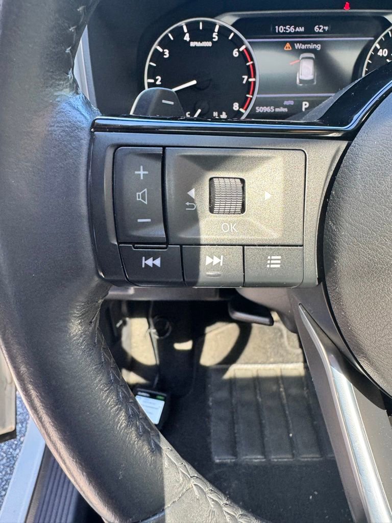 Used 2021 Nissan Rogue SV w/ Premium Package AWD/4WD image 15