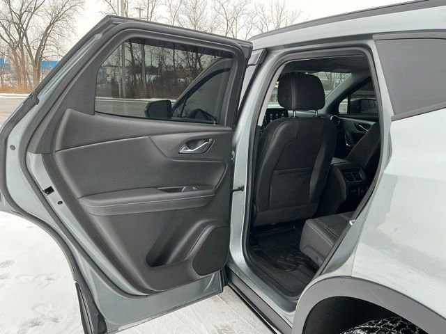 Used 2023 Chevrolet Blazer LT w/ Sound & Technology Package image 18
