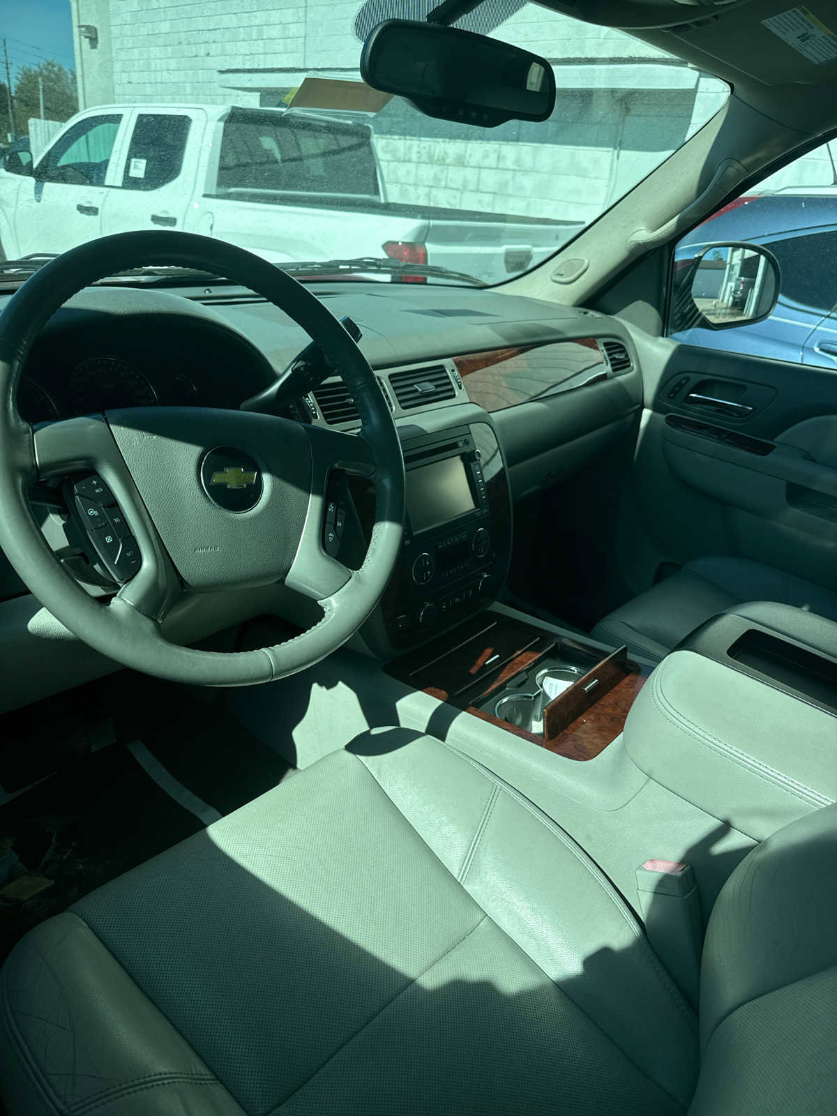 Used 2013 Chevrolet Tahoe LTZ image 9