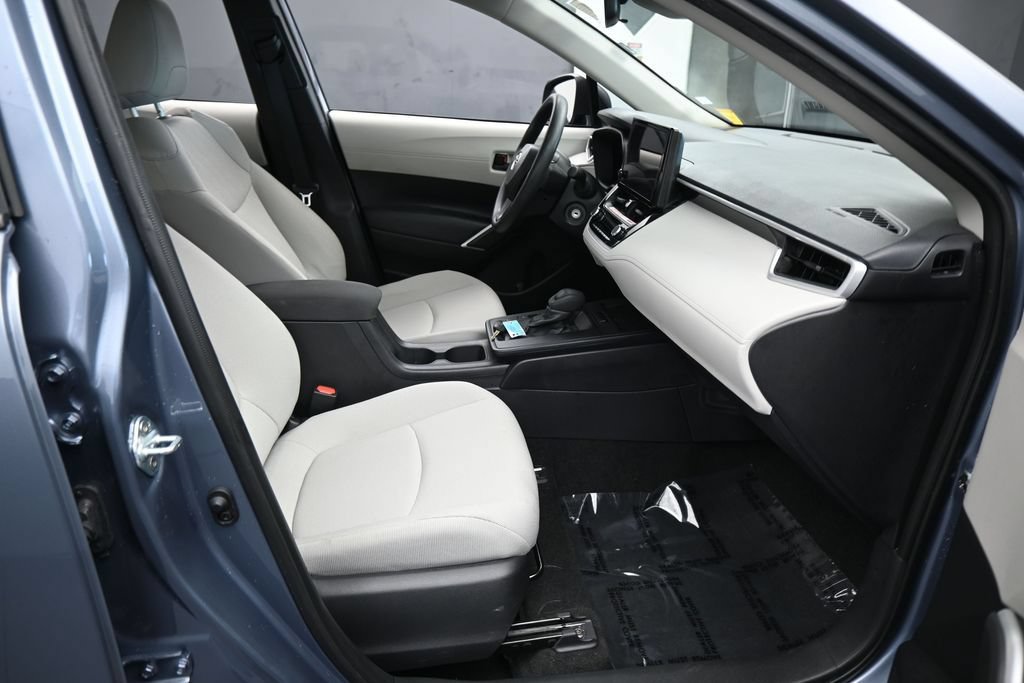 Used 2026 Toyota Corolla Cross L FWD image 34