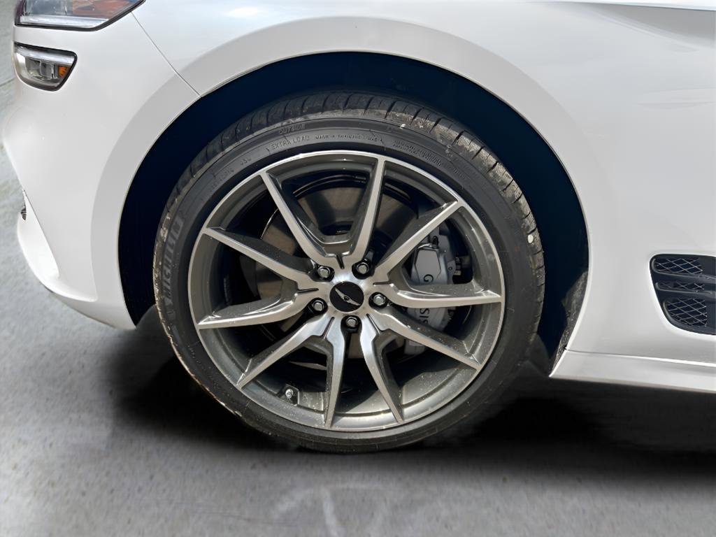 New 2025 Genesis G70 2.5T image 14