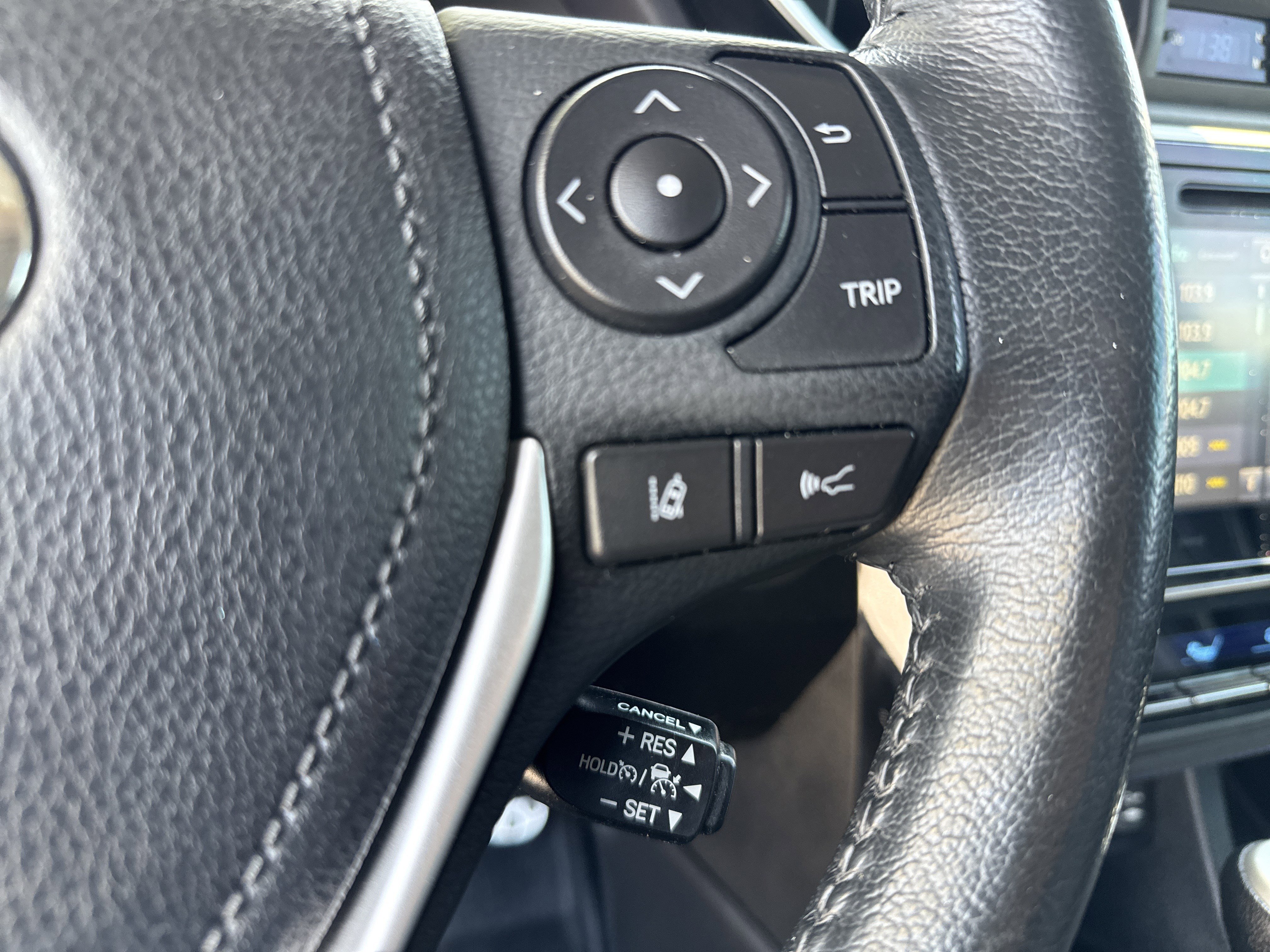 Used 2019 Toyota Corolla SE w/ SE Premium Package FWD image 20