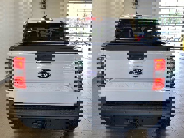 New 2025 Ford Maverick Lariat w/ 4K Tow Package image 7