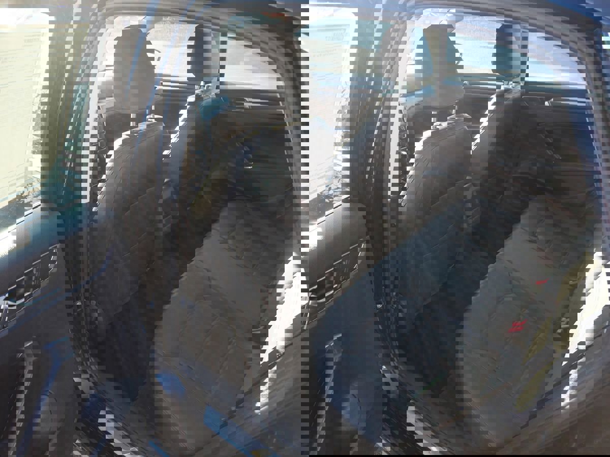 Used 2017 Volkswagen Passat 1.8T R-Line image 21