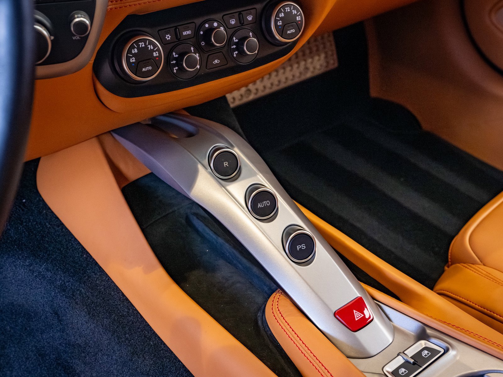 Used 2015 Ferrari F12 Berlinetta image 15