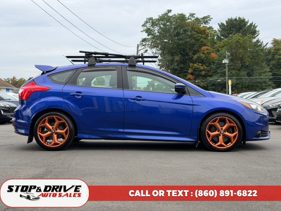 Used 2013 Ford Focus ST FWD image 4