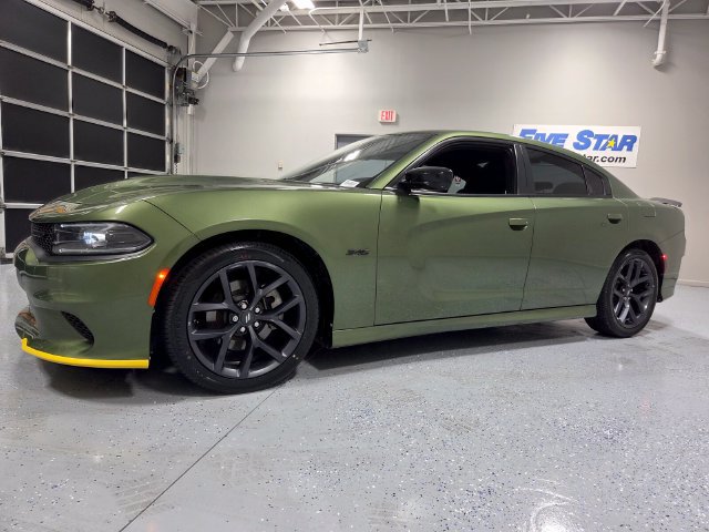 Used 2023 Dodge Charger R/T w/ Blacktop Package RWD image 3