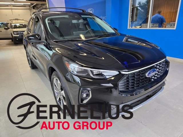 Used 2023 Ford Escape Platinum